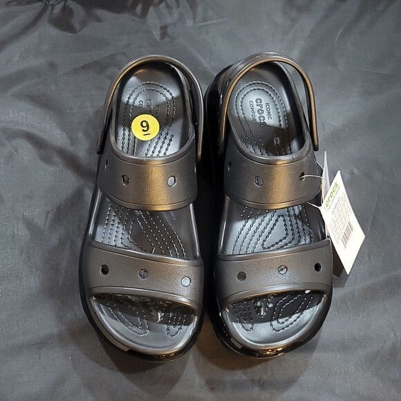 BRAND NEW CROCS UNISEX-ADULT MEGA CRUSH SANDALS S2 - Picture 3 of 16